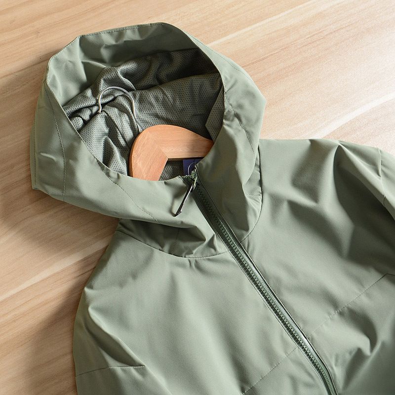Men's Clothing Offline 999! Bird House same style outdoor mountain windproof and water proof men's casual hooded assault jacket soft shell clothing_voghion.com