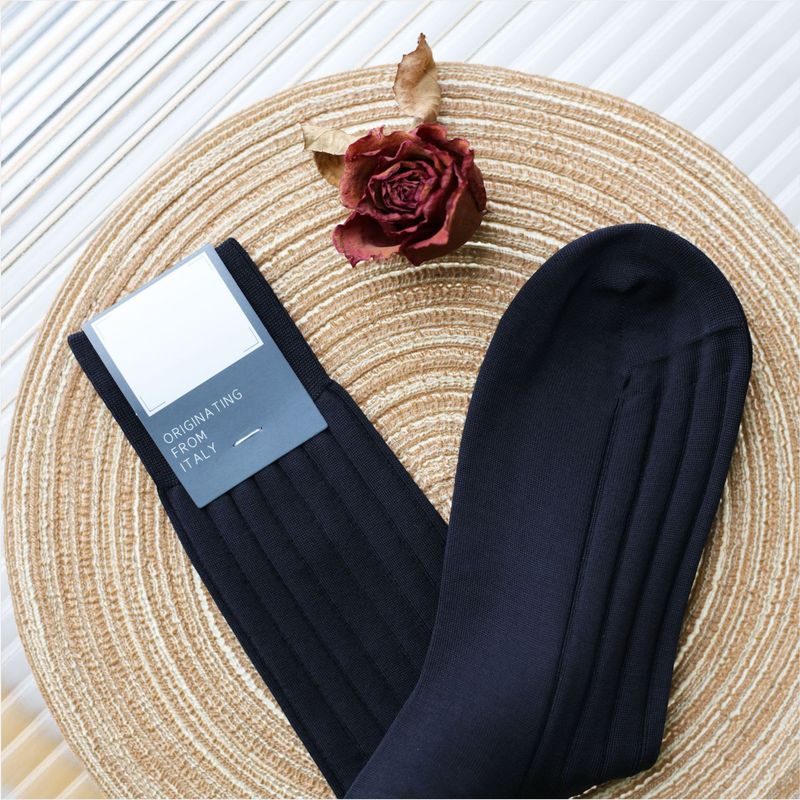 2025d Italian High-End Men's Formal Needle Mercerized Cotton Twill High Tube Gentleman Socks_voghion.com