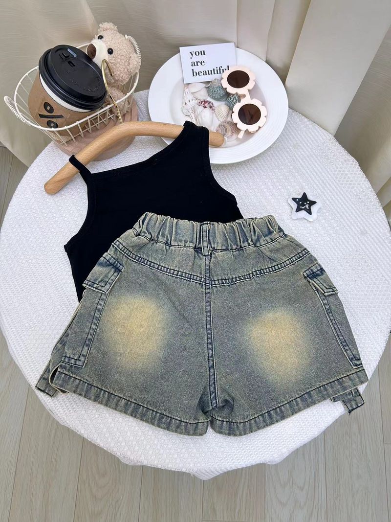 Kid's Clothing 2025 Summer New Fashionable Girls Stitching Printed Vest Plus Heavy Denim Shorts_voghion.com