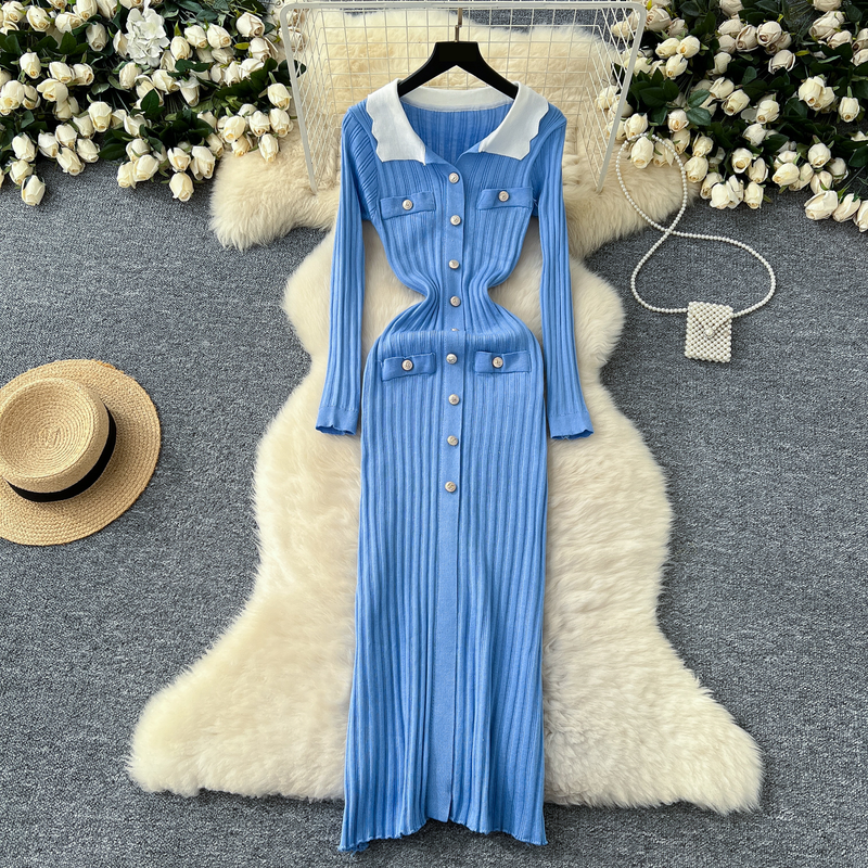Rochie de damă de lux, retro, cu rever în culori contrastante, mâneci lungi, nasturi metalici, croială slim, cu dungi verticale, tricotată_voghion.com