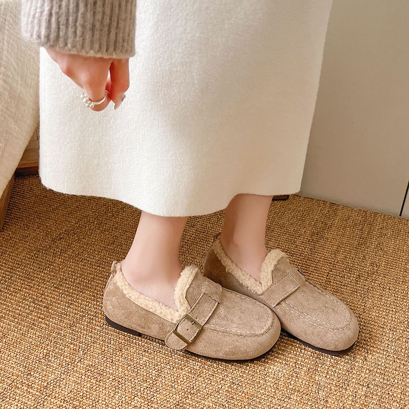 Neuer Herbst- und Winterstil 2025.1: Ein Paar Lammfell-Baumwollschuhe für Damen_voghion.com