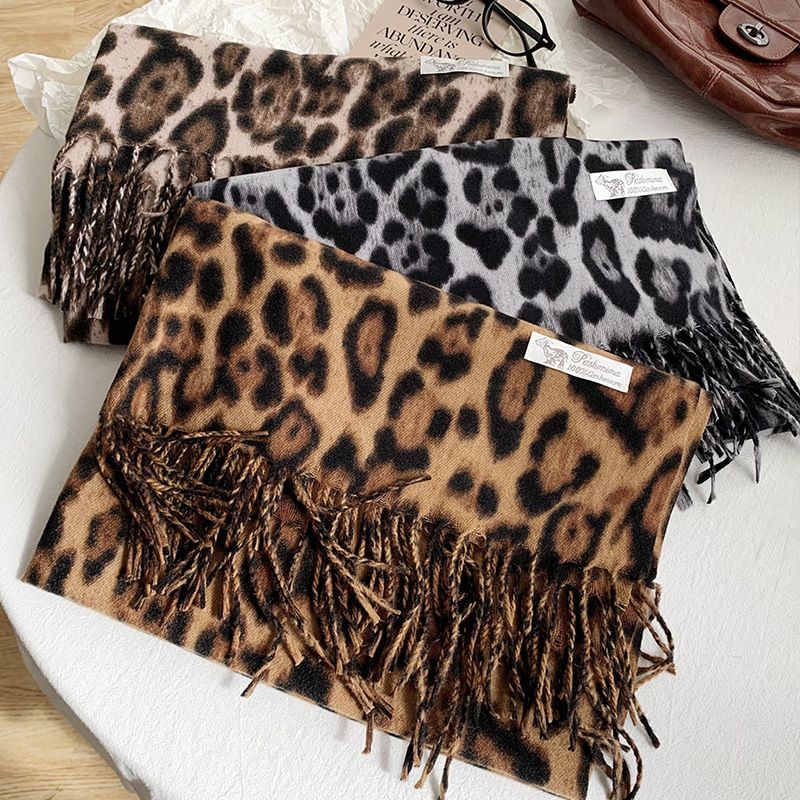 Leopard Print For Women Winter 2024 New Design Thickened Warm Scarf With Tassels_voghion.com