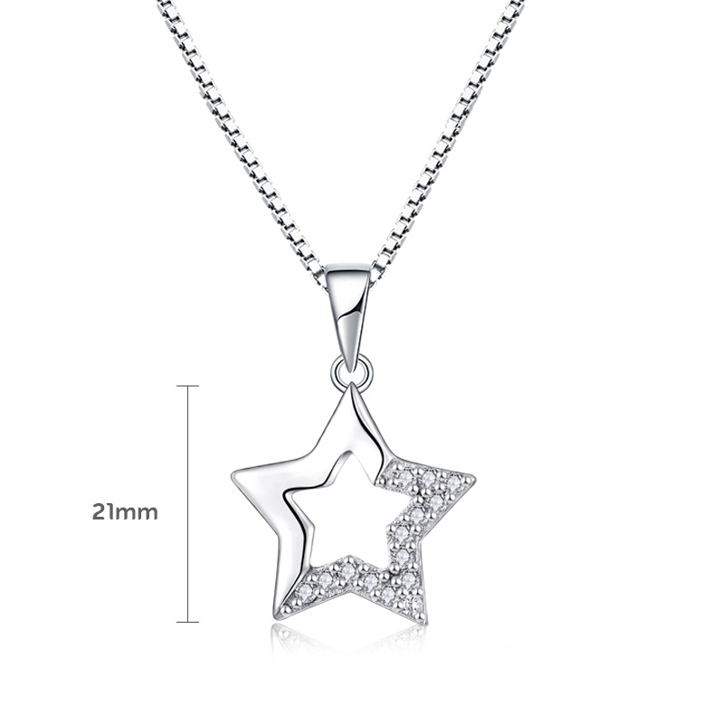 Collana con ciondolo a stella a cinque punte in zircone Sterg Sier_voghion.com