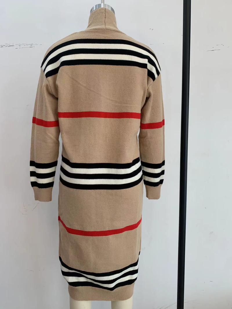 Cardigan lungo da donna in maglia a righe_voghion.com