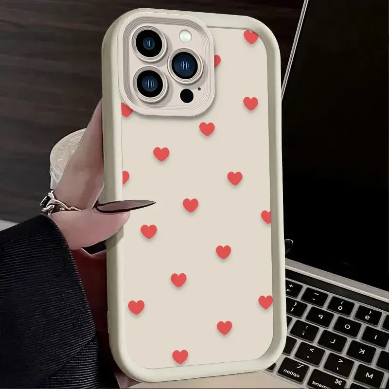 Vollbild-Hülle mit schwarzem Liebesherz für iPhone 15 16 14 13 12 11 Pro Max X XS X S Max XR SE 2020 7 8 Plus Iphone16 aus weichem Silikon_voghion.com