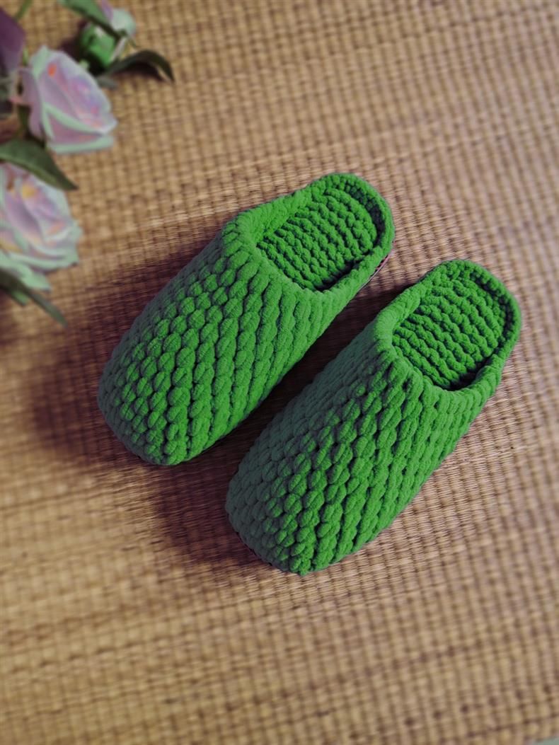 Pantoufles simples et élégantes tricotées à la main, en fil, pour hommes et femmes, idéales pour l'automne et l'hiver. Antidérapantes et résistantes à l'usure._voghion.com