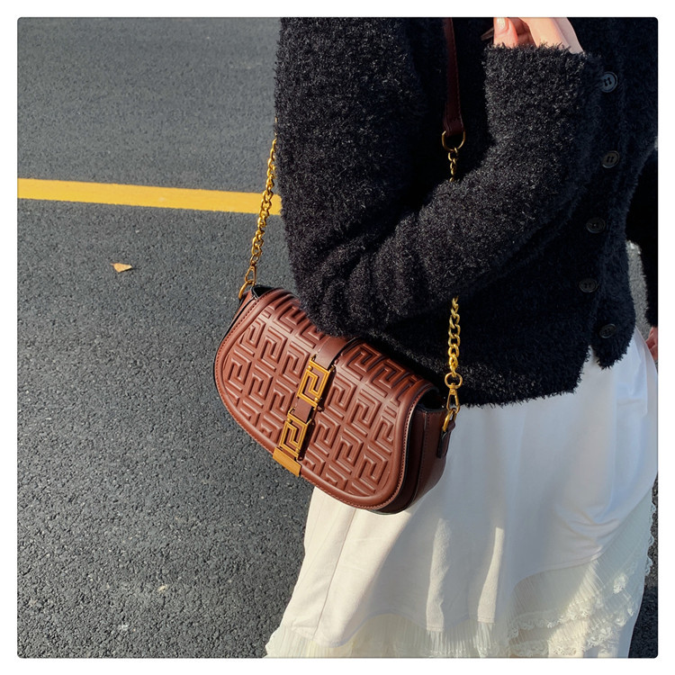Designer-Klassiker, Vintage, Nischendesign, Vertiefung unter dem Arm, Baguette, Hundert, modische Schulterkette_voghion.com