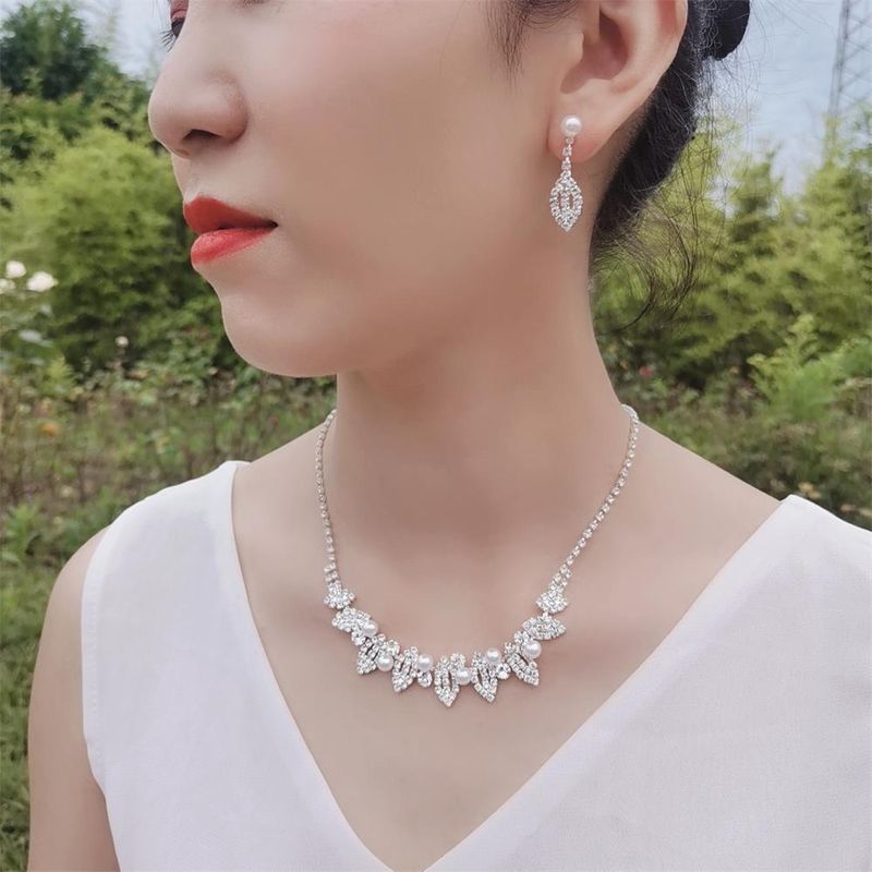 Set di gioielli di perle da 3 pezzi: collana, orecchini e bracciale, accessori da donna eleganti e versatili_voghion.com