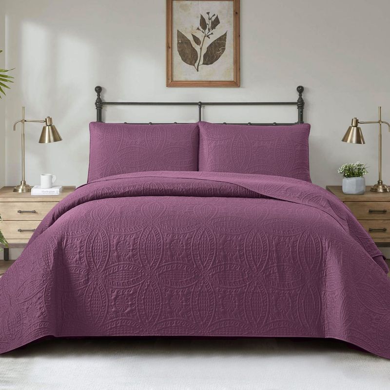 Premium Quilt Set With Dyed-Woven Fabric & Quilting - European Embroidery, 1.8m Bed Fit, Multiple Patterns Available_voghion.com
