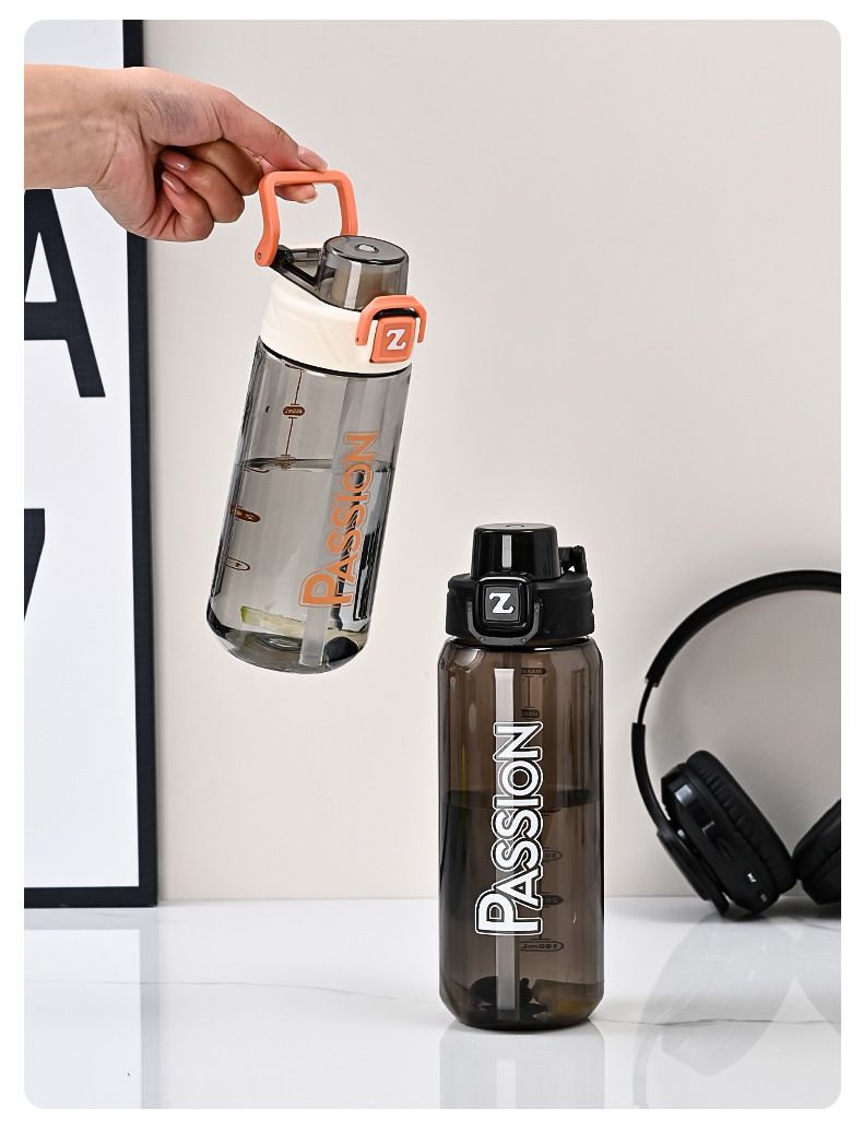 Tazza di plastica di grande capacità per bere sport con cannuccia, portatile, semplice, creativa, per studenti, anticaduta._voghion.com