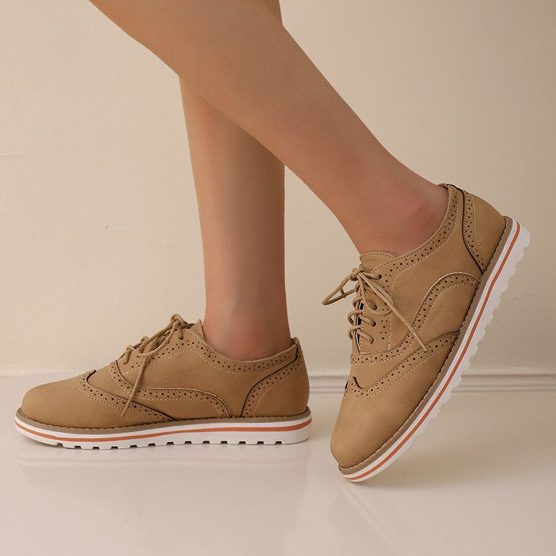 Damenschuhe Brogue Burnt Flower Frühling und Herbst Neue mattierte flache Sohle Schnürschuhe im Retro-Stil Lässige Damenschuhe Lederschuhe_voghion.com