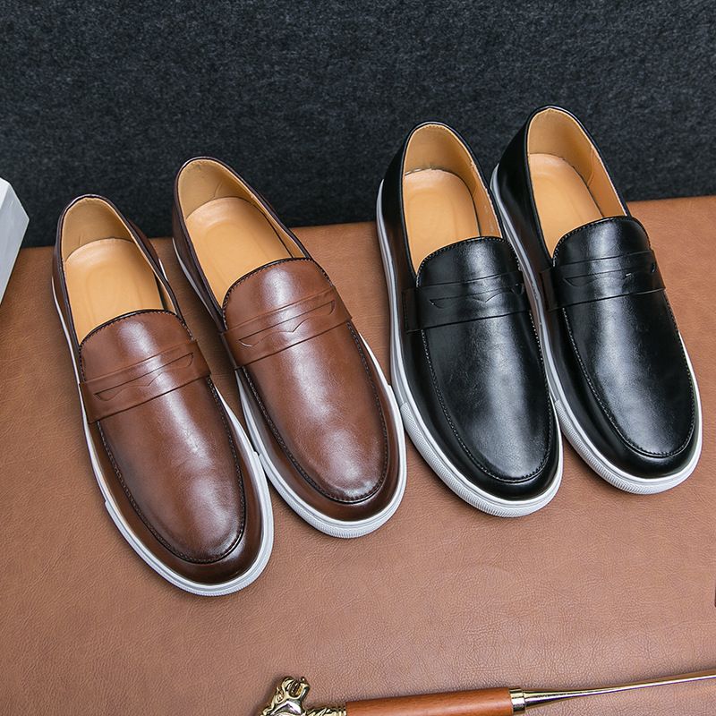 Tavola con frange di grandi dimensioni di qualità imbattibile per uomo, coperture, pedali, moda S, personalità maschile quotidiana, business casual in pelle_voghion.com