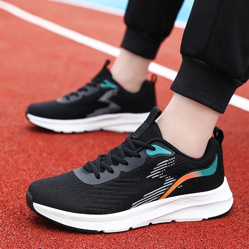 Scarpe da corsa sportive traspiranti leggere e alla moda per uomo, con pochi pezzi, in piccole quantità e di marca, personalizzate._voghion.com