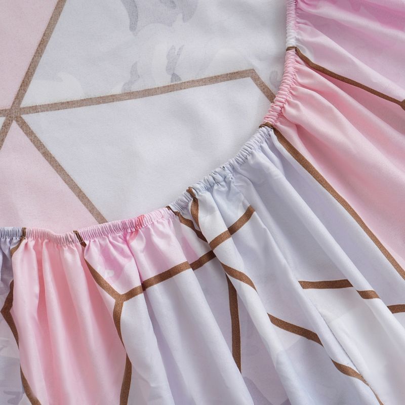 Elegante gonna da letto in poliestere con stampa 3D in marmo rosa e motivo floreale - Adatta per letti singoli, matrimoniali, queen size e king size_voghion.com
