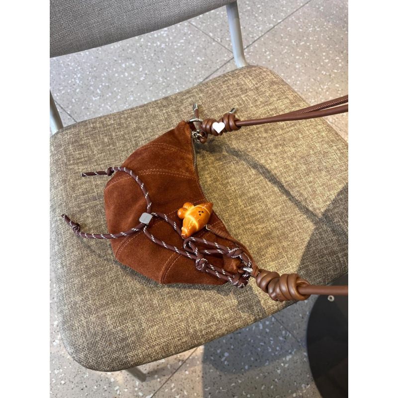 Autunno Inverno Melad Matte Horn 2025 Nuovo design di nicchia Semplice borsa a tracolla per pendolari di alto valore_voghion.com