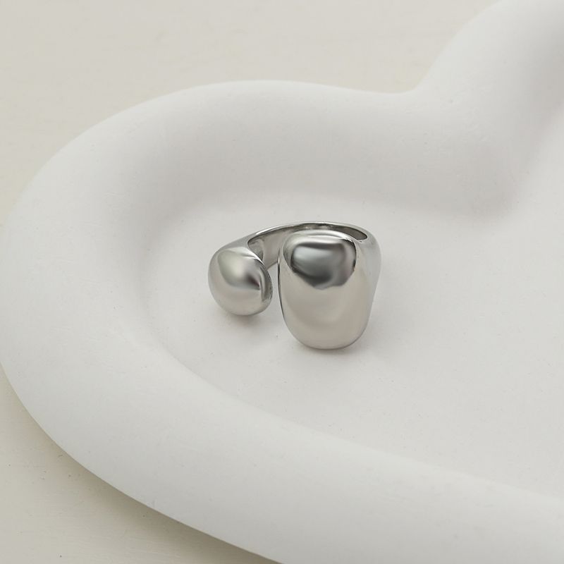 Anello in acciaio inossidabile placcato oro con doppia estremità aperta, design alla moda hip-hop per donna_voghion.com