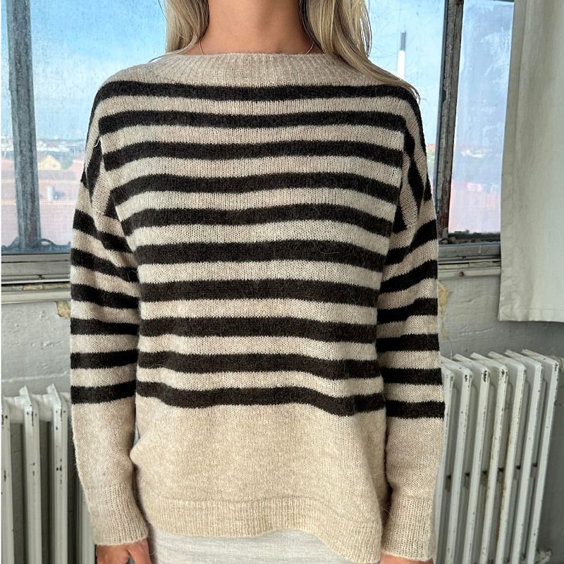 Knitted Top Women's One-word Shoulder Design Temperament Off-the-shoulder Slim-fit Sweater Women_voghion.com
