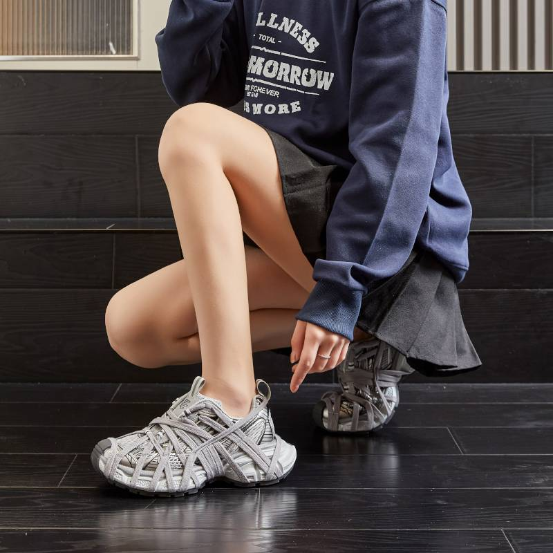 MingLiu Neue Papa-Schuhe mit Saugfoliensohle für Damen im Frühjahr 2025, Laufsportschuhe mit dicker Sohle und Riemen, Retro-Vintage-Freizeitschuhe für Damen_voghion.com
