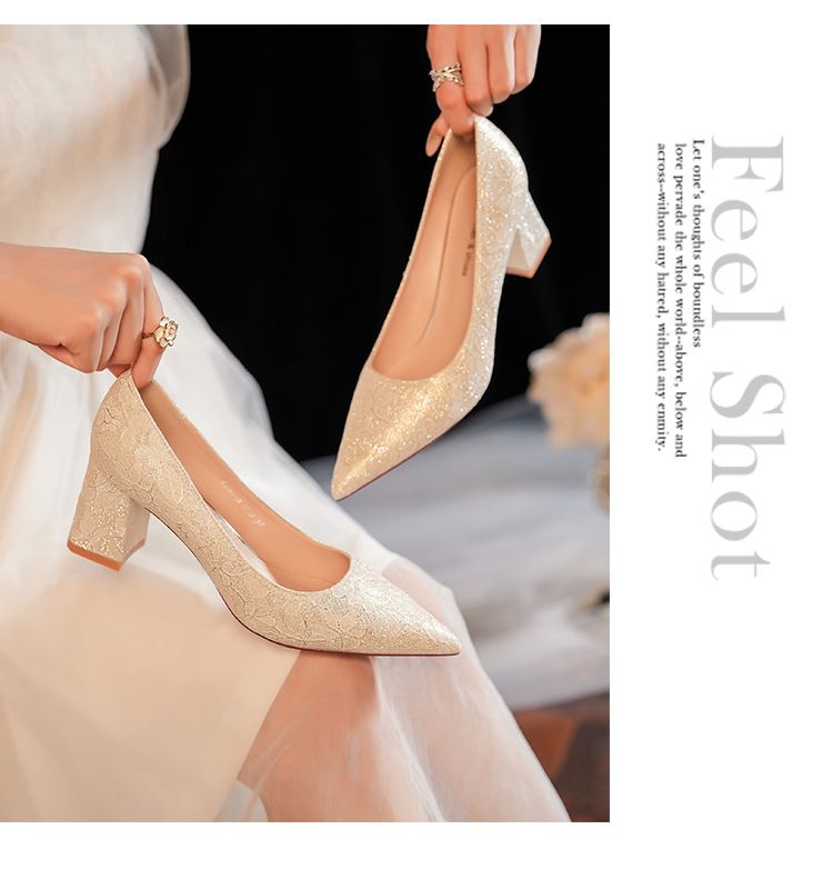 6555F Escarpins à talon compensé et bout pointu pour femme, chaussures de mariage sexy en dentelle française, collection 2025, escarpins à décolleté peu profond_voghion.com