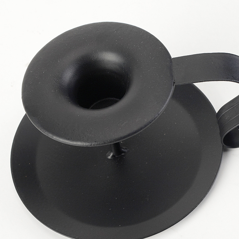 Ornamenti per portacandele da tavolo da pranzo in ferro in stile europeo, accessori per la casa transfrontalieri, oggetti di scena per cene a lume di candela, portacandele_voghion.com