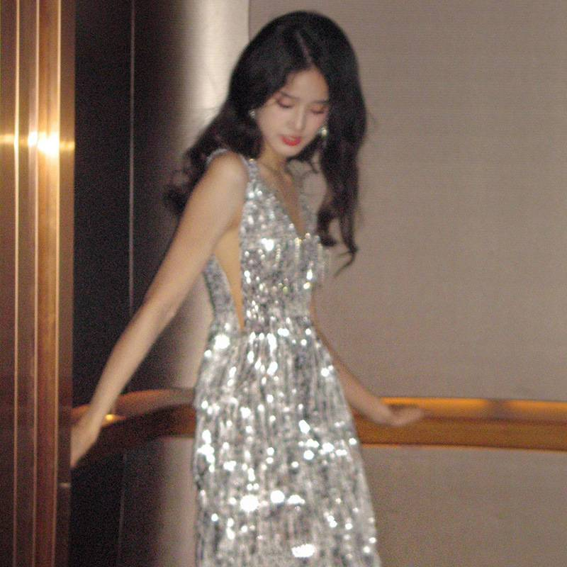Robe de soirée à paillettes et pampilles argentées pour femme, tenue de soirée haut de gamme à col en V et queue de poisson_voghion.com