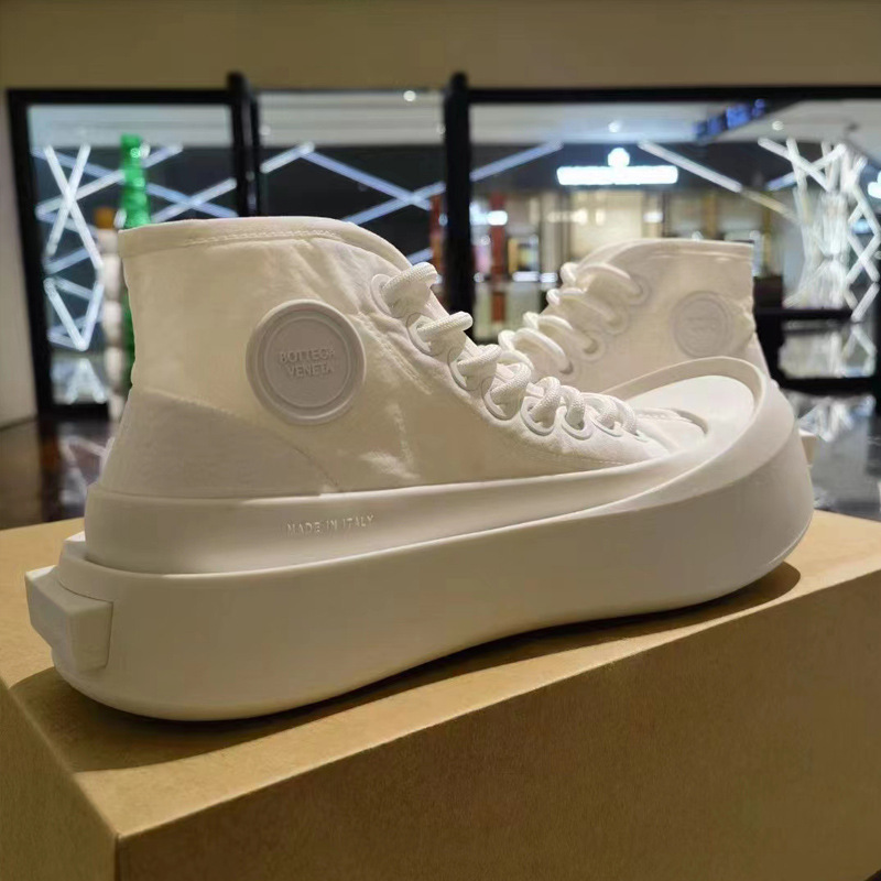 Boardschoenen Zomer Nieuwe Hoge Top Dikke Zolen Grote Tenen Schoenen Mannen En Vrouwen Koppels BA BV Kleine Witte Schoenen Sport Vrije Tijd Canvas_voghion.com