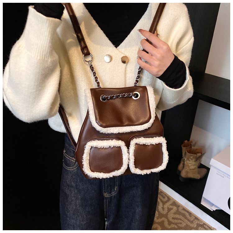 Autumn And Winter Niche Casual Backpack 2024 New Fashionable Versatile Shoulder Bag Large Capacity Textured Handbag_voghion.com