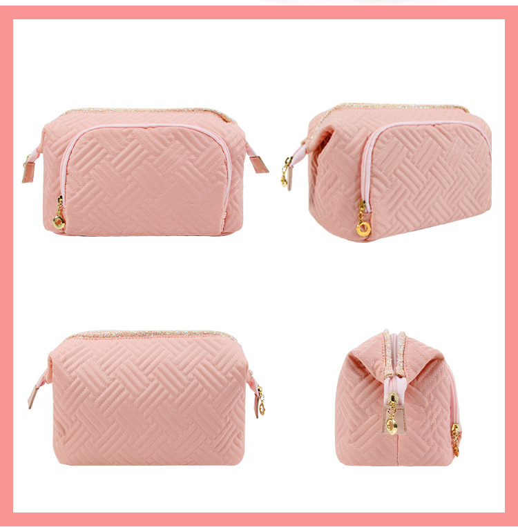 Quilted makeup bag Large capacity high appearance level travel waterproof toiletry bag Makeup bag storage bag_voghion.com