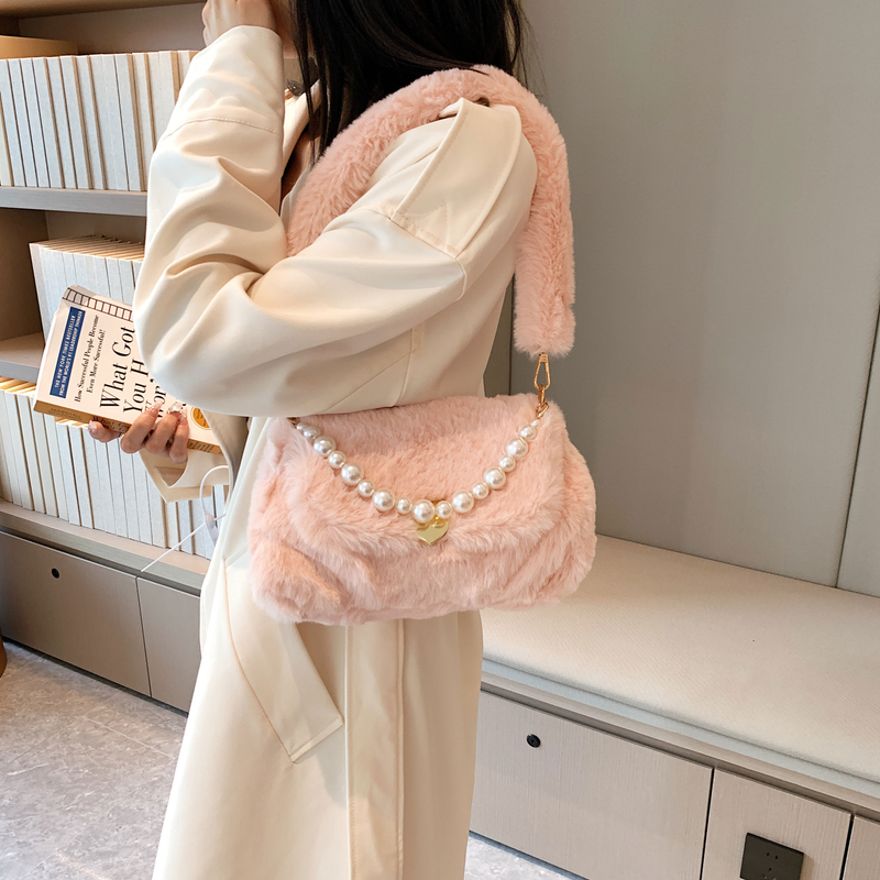 In diesem Jahr beliebte kleine Tasche Damen Herbst und Winter 2022 neue einfache Mode Mode Eimer Tasche Plüsch Handtasche Handtasche_voghion.com