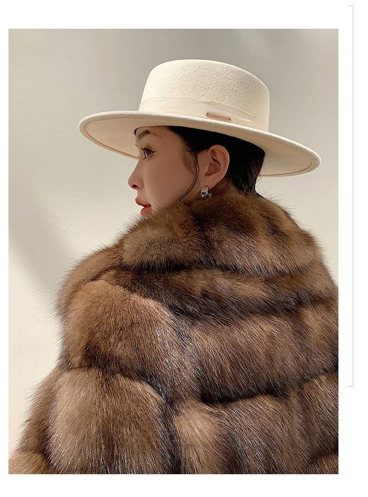 Luxuriöser Kunstnerzmantel mit Sternenmuster - Kurze Winterjacke für Damen, Reverskragen, eleganter Kunstpelzmantel in Kastanienbraun_voghion.com
