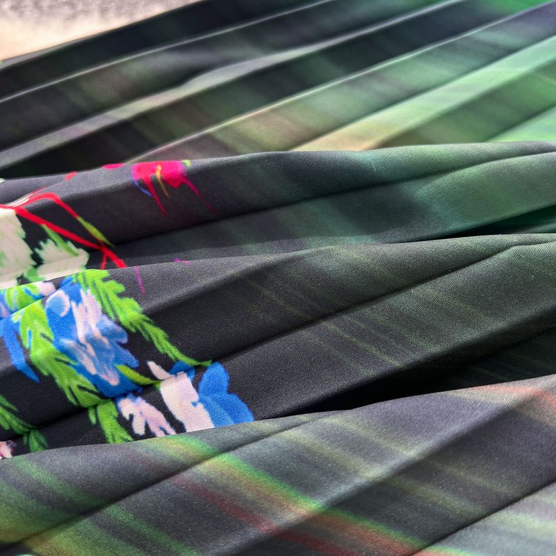 Women's Clothing Two Piece Suit High Collar Short Sleeve Knitted Top High Pleated Skirt Suit_voghion.com