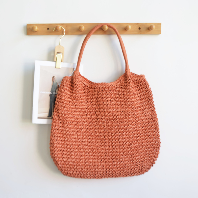 Borsa a tracolla da donna, versatile, alla moda e di grande capacità, semplice ed estiva, in paglia, 2023_voghion.com