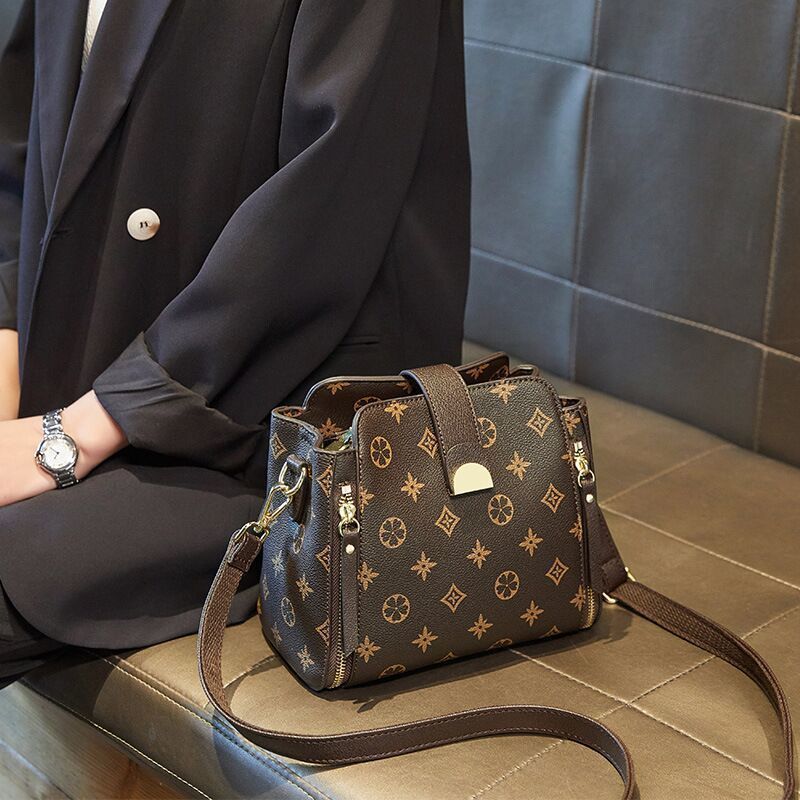 Borsa a tracolla versatile, elegante, alla moda, autunno inverno, nuova ed elegante da donna, 2025_voghion.com