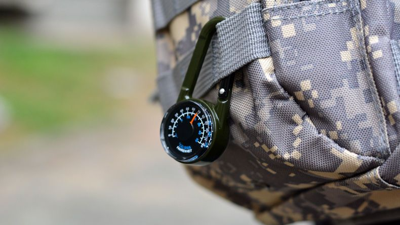 JG Outdoor Carabiner Thermometer 2-in-1 Multifunctional Compass Hook Precision High Accuracy_voghion.com
