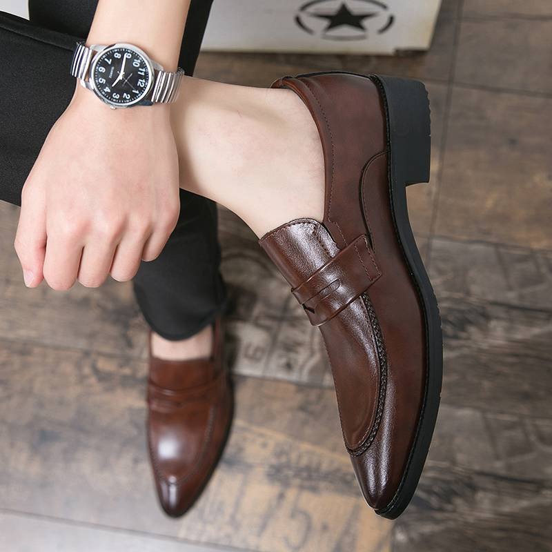 Nya Herrmode Brittiska Svarta Affärs Casual Loafers För Vardagsbruk Kontors Läderskor En Fotpedal Lata Bruna Bankettklänning Bröllop Herr_voghion.com