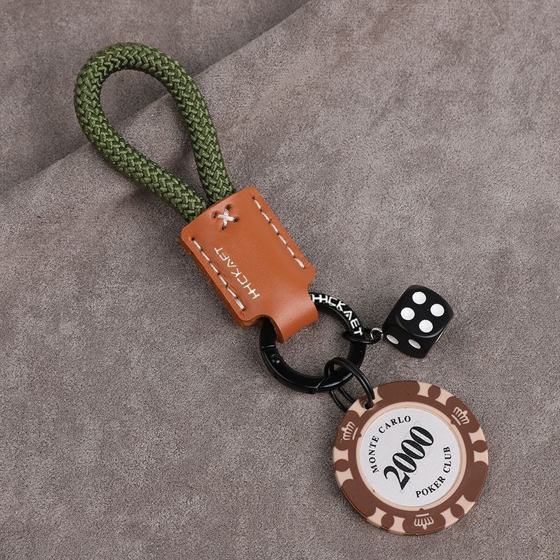 Portachiavi per auto con gettoni portafortuna, presto avranno un ciondolo con denaro_voghion.com