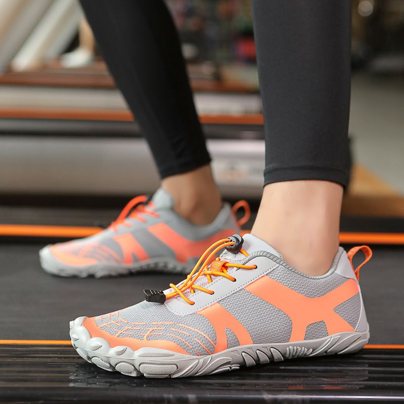 Unschlagbare Qualität 2023 Neue Outdoor-Fünf-Finger-Bergsteigen Atmungsaktive Wanderschuhe für Herren im Gelände Klettern Laufen Creek Tracing_voghion.com