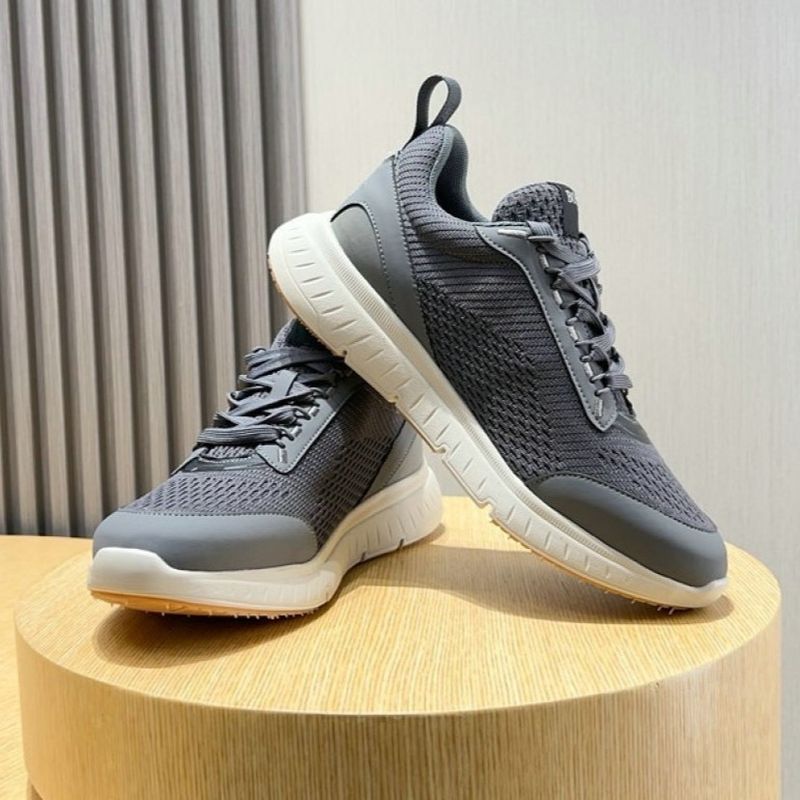 Scarpe da corsa alla moda da uomo, leggere e comode, in rete, casual, con lacci_voghion.com