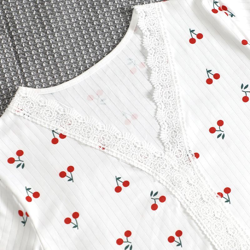 Ensemble 2 pièces pour femme, vêtements de nuit, col en V, bordure en dentelle, imprimé cerises, t-shirt, coupe slim, short à manches courtes, vêtements de détente_voghion.com