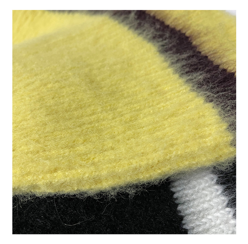 Maglia a righe colorate spazzolata e a blocchi di colore del designer coreano per donna in autunno inverno, con un design da pescatore fresco e accogliente._voghion.com