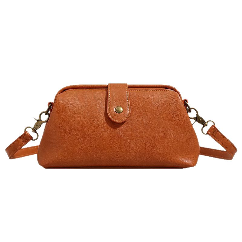 Borsa a tracolla singola con clip in morbida pelle 2025 da donna_voghion.com