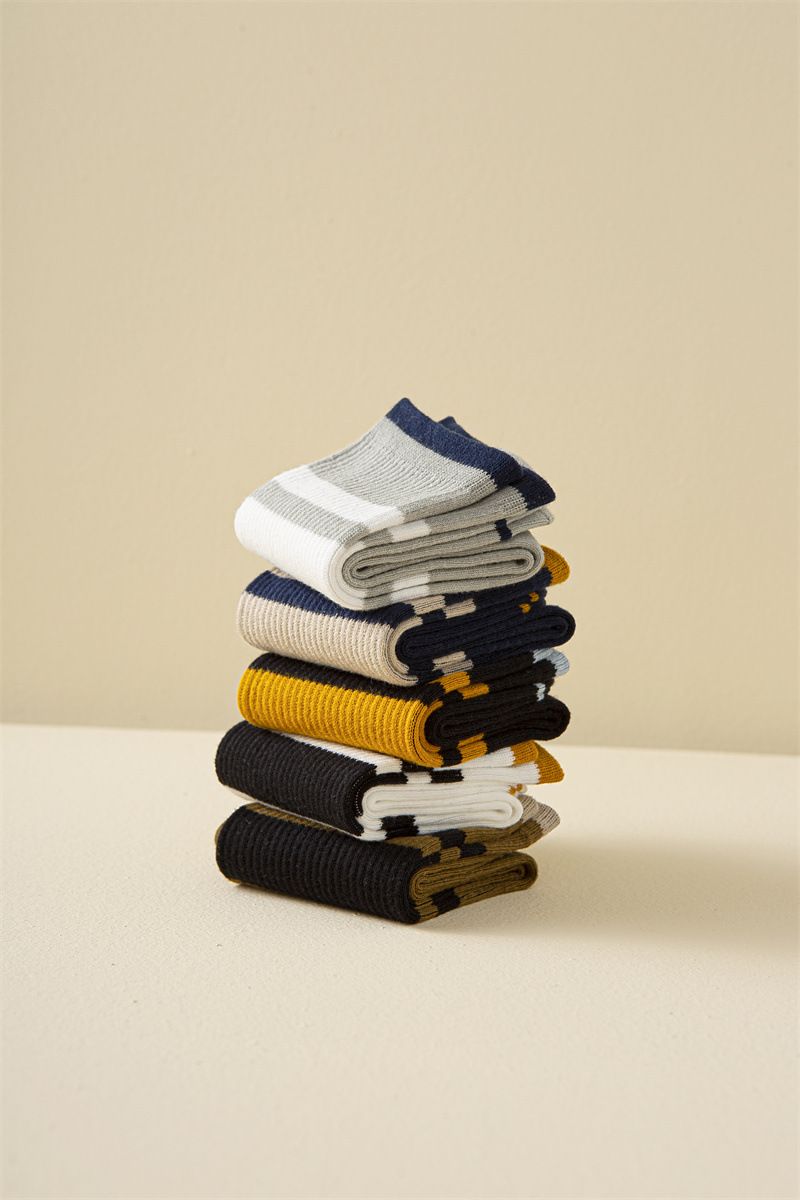 Vidēja garuma zeķes Vīriešu rudens un ziemas kokvilnas zeķes Studentu zilas bumbu sporta zeķes Garas, svītrainas, platas, vienkāršas, modernas, kontrastējošas krāsas_voghion.com