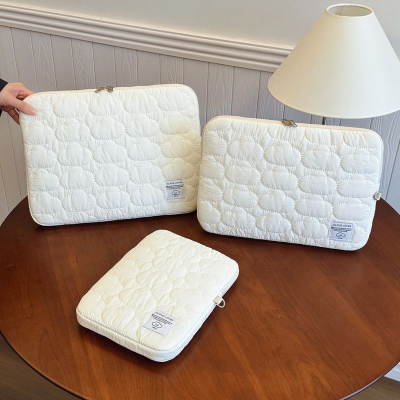 Korean INS Cute Cloud Embroidery IPad Tablet 11/13/ 15inch Notebook Storage Bag_voghion.com
