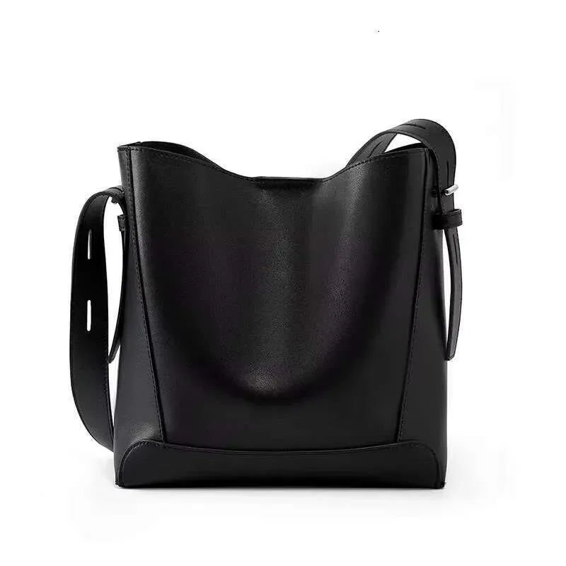 Designer 2025 Damen Split Leder Eimer Weibliche Pendler Einkaufen Messenger Taschen Verstellbarer Schultergurt Frauen Casual_voghion.com