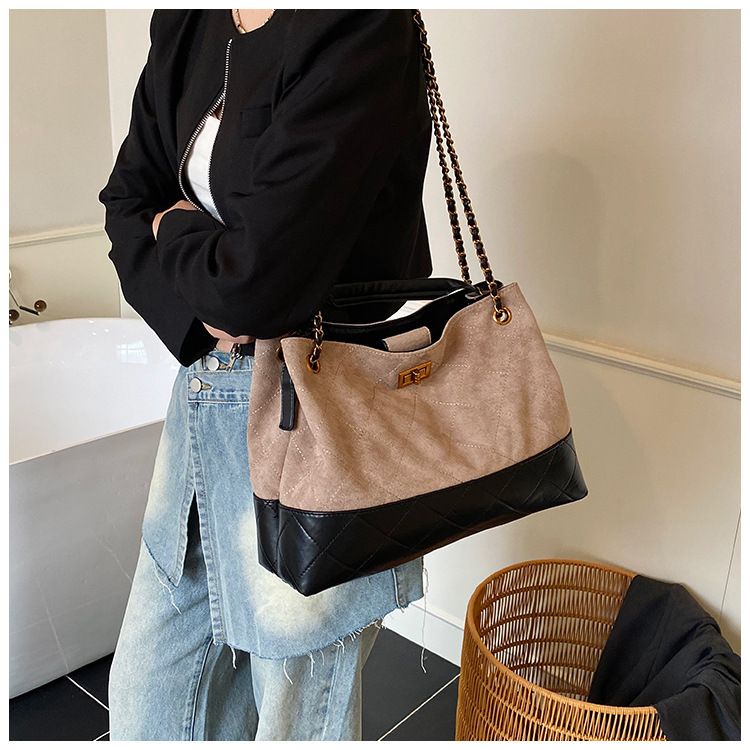 Borsa a tracolla singola trapuntata per donna, modello nuovo 2025 alla moda e semplice, borsa a tracolla minimalista di grande capacità_voghion.com