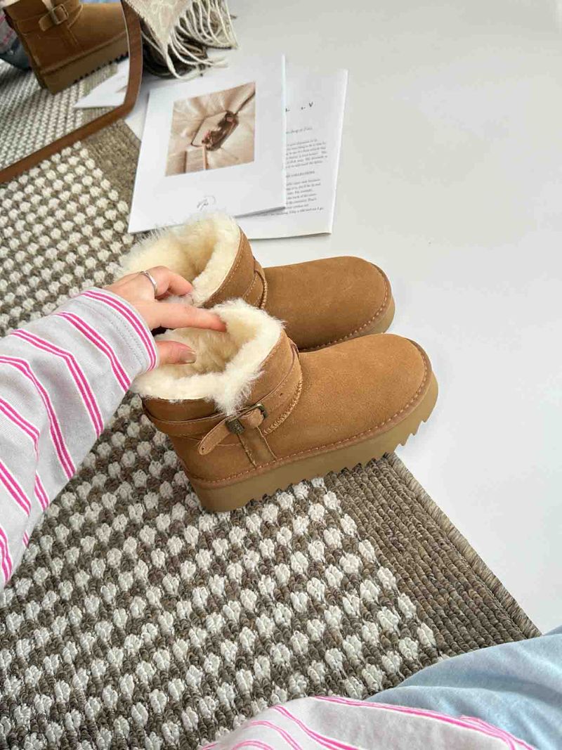 Kostenloser Versand frauen Plattform Anti-Slip Schnee Stiefel 2025 Herbst Winter Neue Design Pelz-Gefüttert Dicke Warme baumwolle Stiefel Braun_voghion.com
