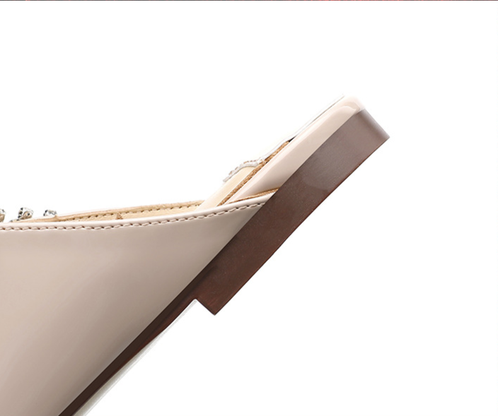 Chaussures de demoiselle d'honneur de mariage pour femmes, avec chaîne à bout pointu et fond souple, nouvelle collection été 2024_voghion.com