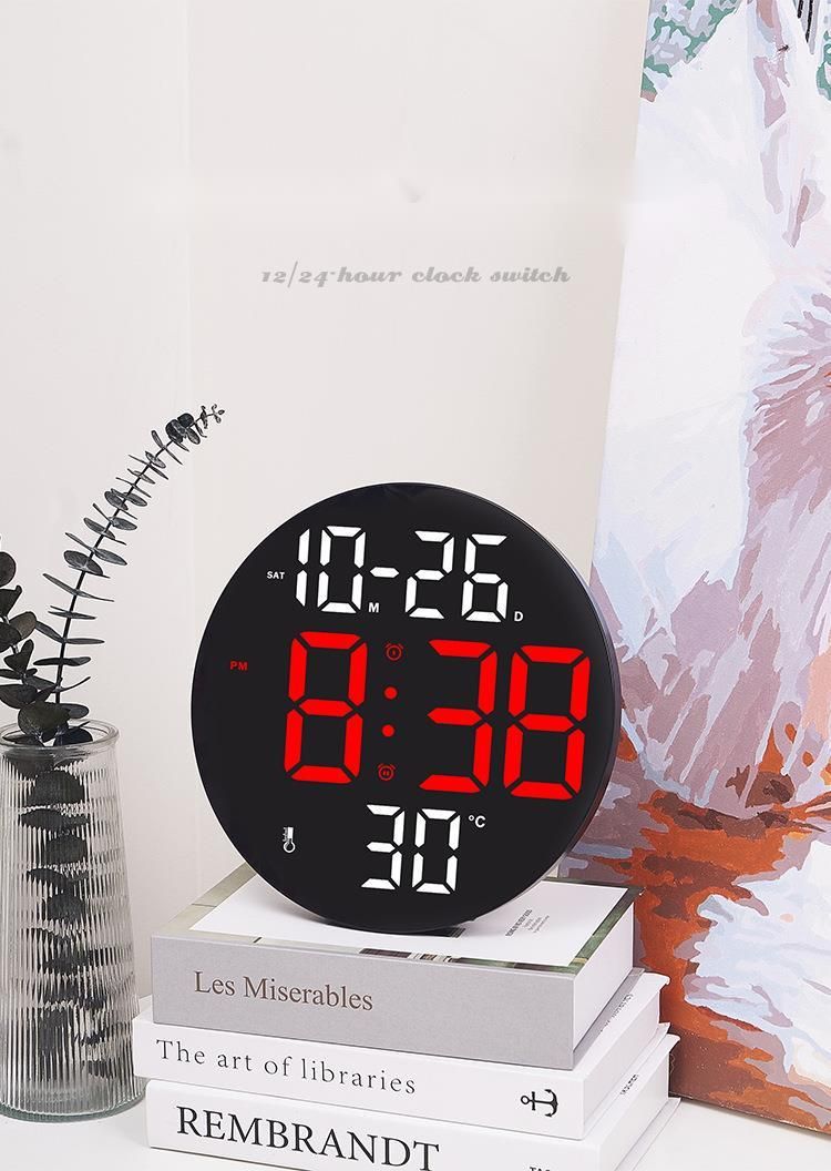 Minimalistischer multifunktionaler Wand-Wohnzimmer-LED-elektronischer Modewecker mit großer Schrift_voghion.com
