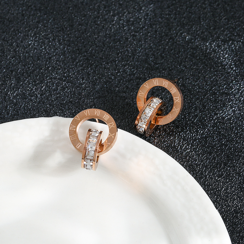 Nuovi orecchini creativi con diamanti romani intarsiati, orecchini in acciaio al titanio in oro rosa, doppi anelli da donna, orecchini popolari,_voghion.com