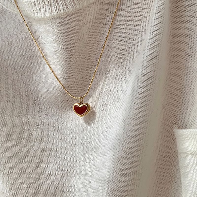 Collana a forma di cuore in acciaio al titanio, famosa su Internet, con un senso di lusso, semplicità, temperamento, clavicola_voghion.com